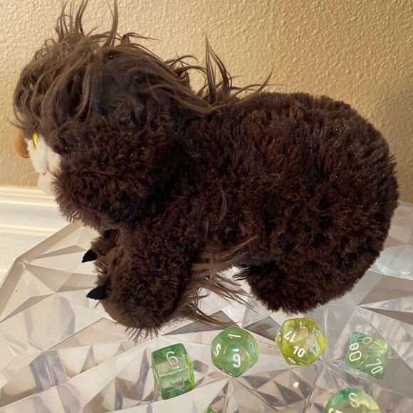 Dungeons and Dragons OwlBear with Dice - Picture 6 of 12